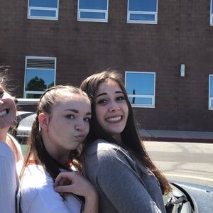 Meet your Posher, Malena